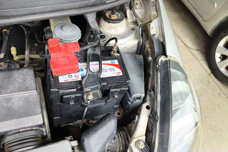 Used Honda Fit 2007 1.3L CVT Comfort Edition Engine Bay Left