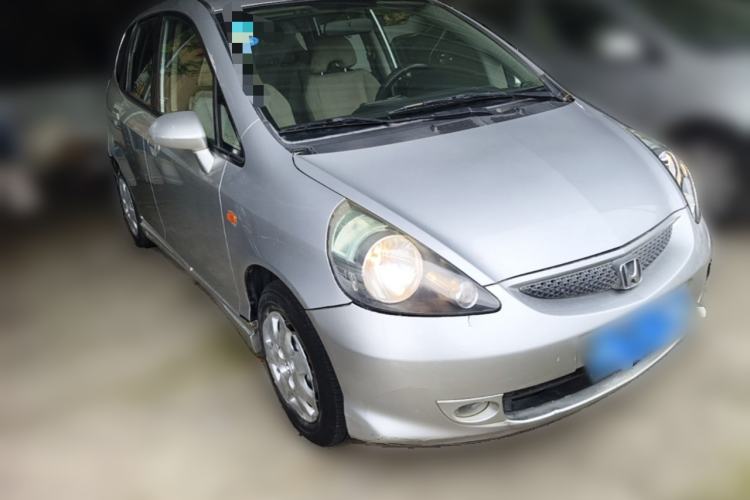 Used Honda Fit 2007 1.3L CVT Comfort Edition Front Right 45 Deg