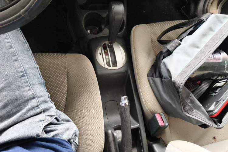 Used Honda Fit 2007 1.3L CVT Comfort Edition Gear Lever