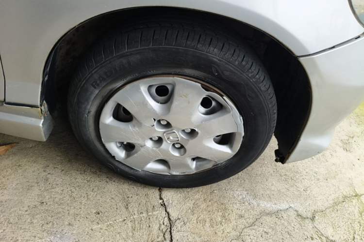 Used Honda Fit 2007 1.3L CVT Comfort Edition Right Front Wheel Hub