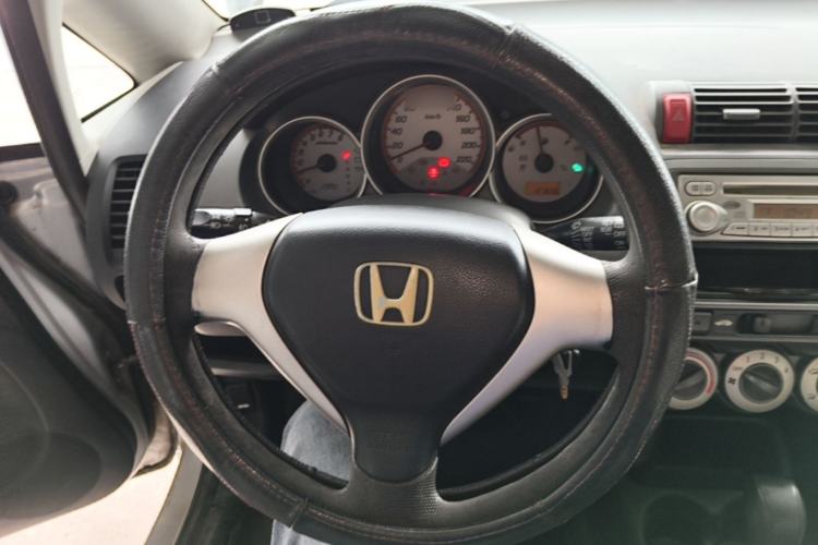 Used Honda Fit 2007 1.3L CVT Comfort Edition Steering Wheel