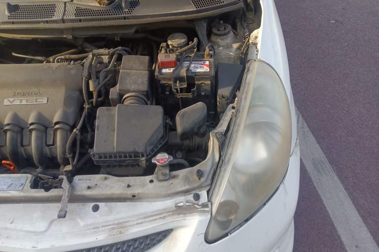 Used Honda Fit 2007 1.5L CVT Comfort Edition Engine Bay Left