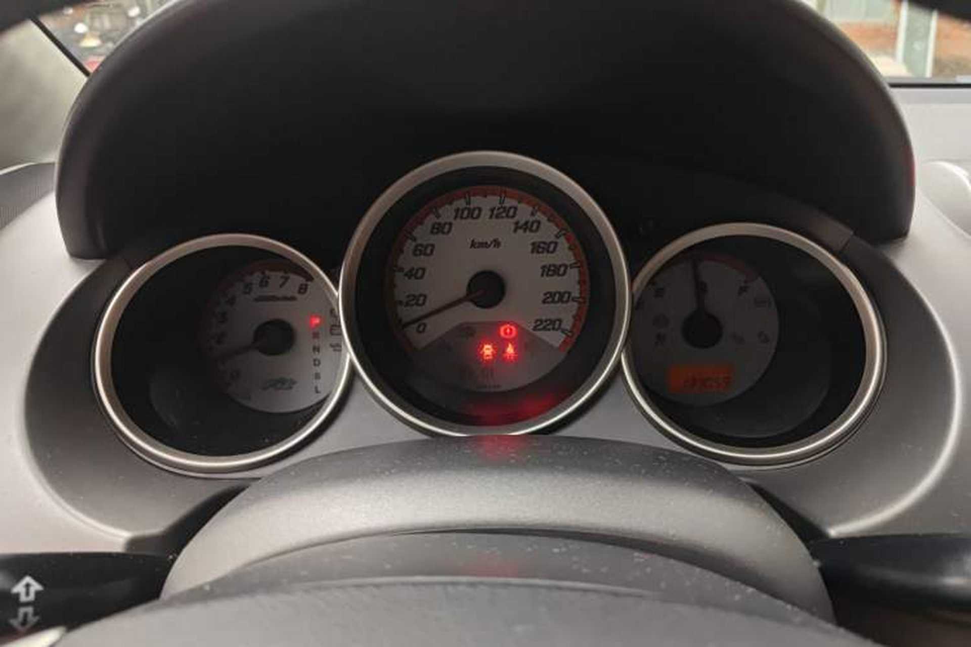 Used Honda Fit 2007 1.5L CVT Comfort Edition Instrument Cluster
