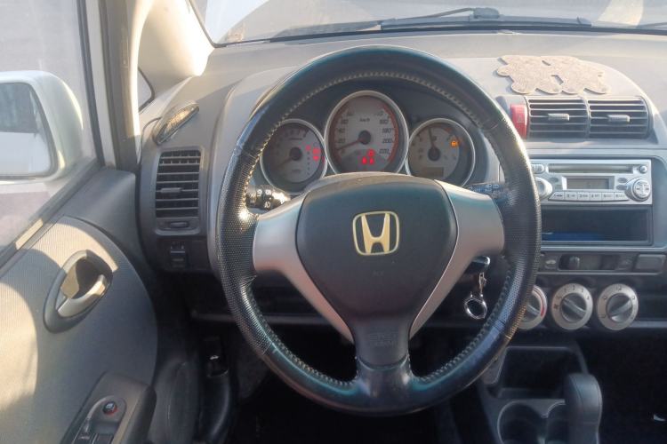 Used Honda Fit 2007 1.5L CVT Comfort Edition Steering Wheel