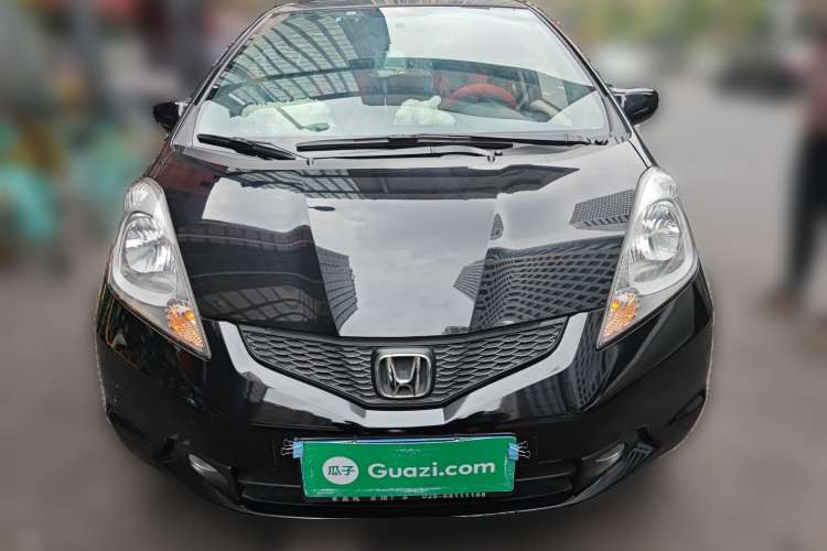 Used Honda Fit 2008 1.5L manual luxury version Front
