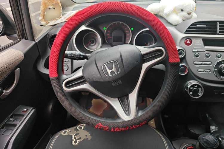 Used Honda Fit 2008 1.5L manual luxury version Steering Wheel