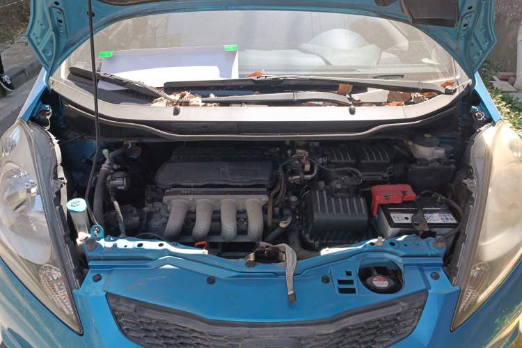 Used Honda Fit 2008 1.3L manual comfort version Engine Bay