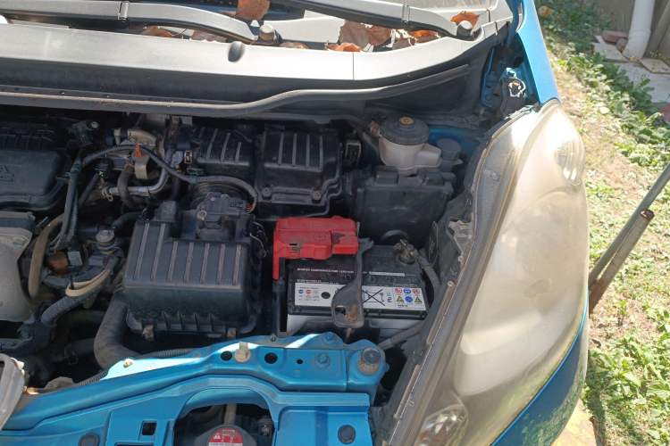 Used Honda Fit 2008 1.3L manual comfort version Engine Bay Left