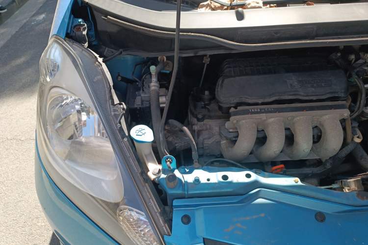 Used Honda Fit 2008 1.3L manual comfort version Engine Bay Right