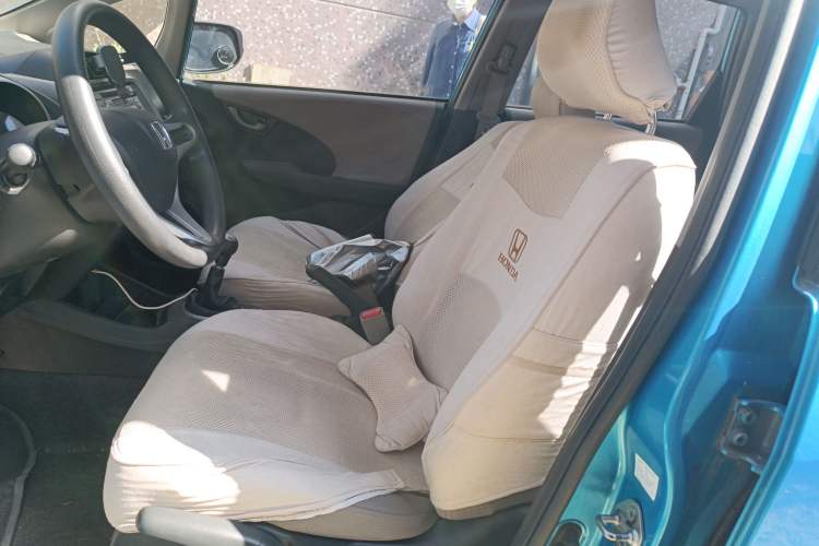 Used Honda Fit 2008 1.3L manual comfort version Left Front Seat