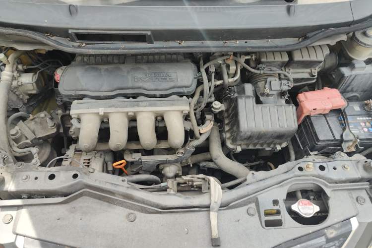 Used Honda Fit 2008 1.5L automatic luxury edition Engine Bay
