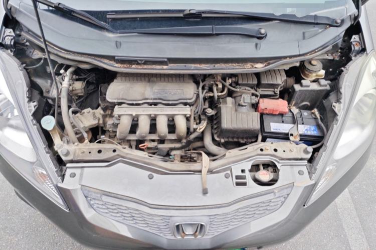 Used Honda Fit 2008 1.3L automatic comfort version Engine Bay