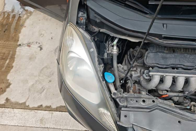 Used Honda Fit 2008 1.3L manual comfort version Engine Bay Right
