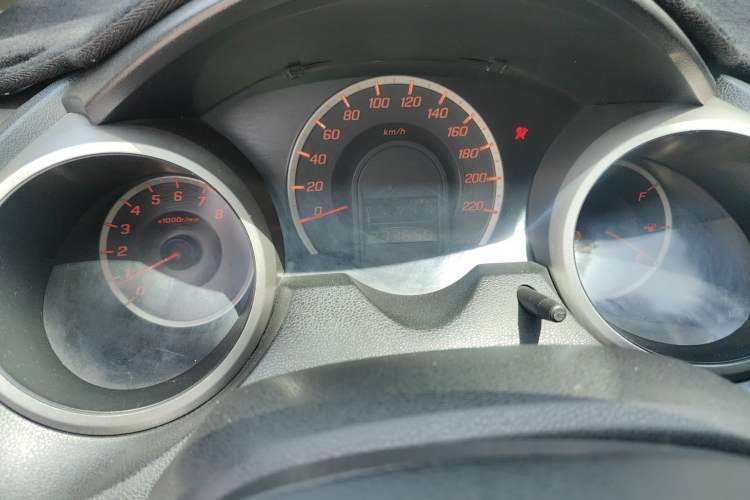 Used Honda Fit 2008 1.5L automatic luxury edition Instrument Cluster
