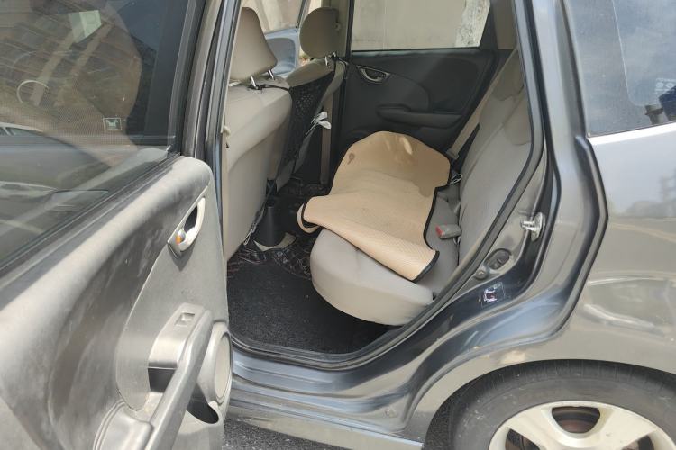 Used Honda Fit 2008 1.5L automatic luxury edition Left Rear Seat