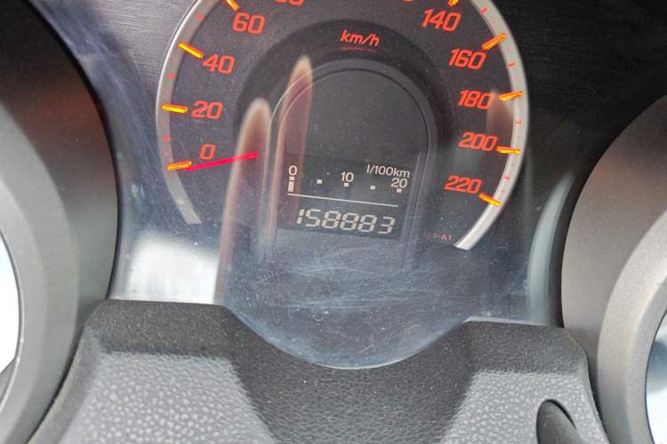Used Honda Fit 2008 1.3L automatic comfort version Odometer Close Up