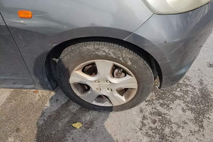 Used Honda Fit 2008 1.5L manual luxury version Right Front Wheel Hub