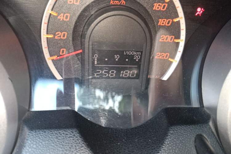 Used Honda Fit 2008 1.5L automatic luxury edition Odometer Close Up