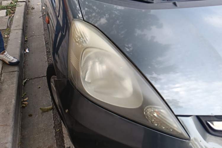 Used Honda Fit 2008 1.5L automatic luxury edition Right Front Headlight