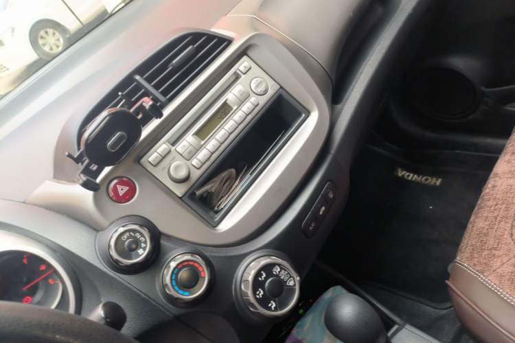 Used Honda Fit 2008 1.3L automatic comfort version Audio And AC Panel
