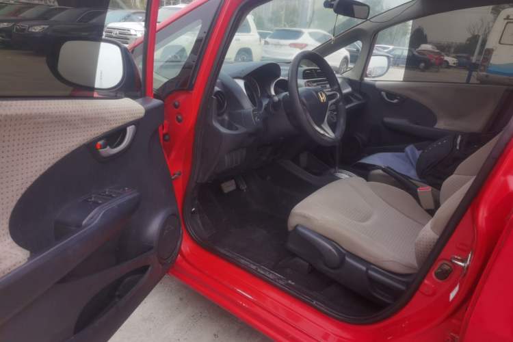Used Honda Fit 2008 1.3L automatic comfort version Driver Seat