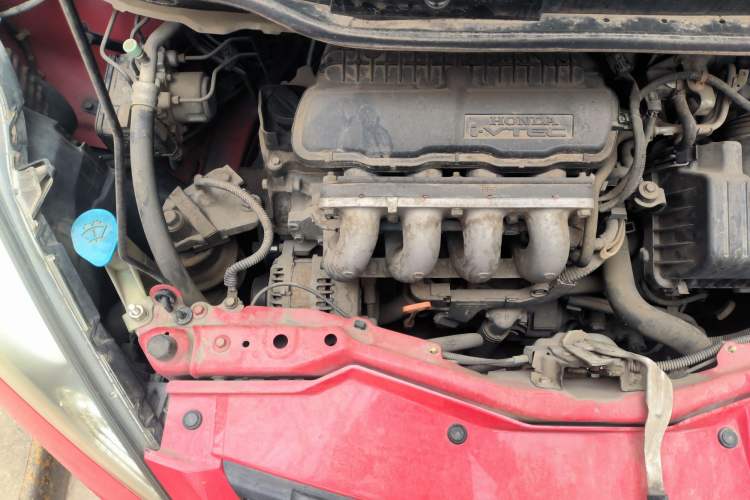 Used Honda Fit 2008 1.3L automatic comfort version Engine Bay Right