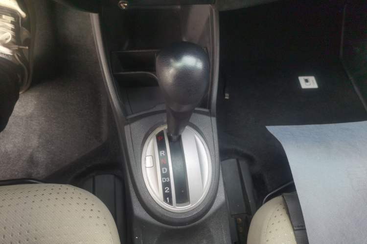 Used Honda Fit 2008 1.3L automatic comfort version Gear Lever