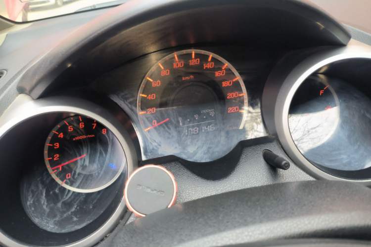Used Honda Fit 2008 1.3L automatic comfort version Instrument Cluster
