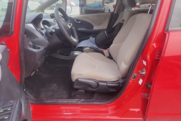 Used Honda Fit 2008 1.3L automatic comfort version Left Front Seat
