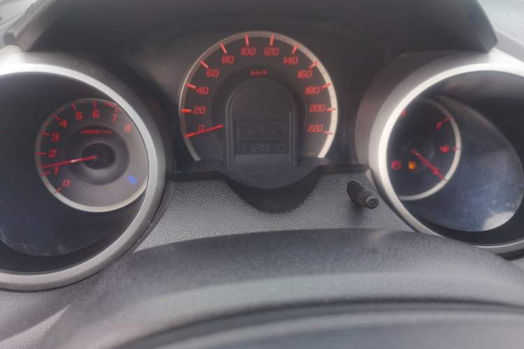 Used Honda Fit 2008 1.3L automatic comfort version Odometer Close Up