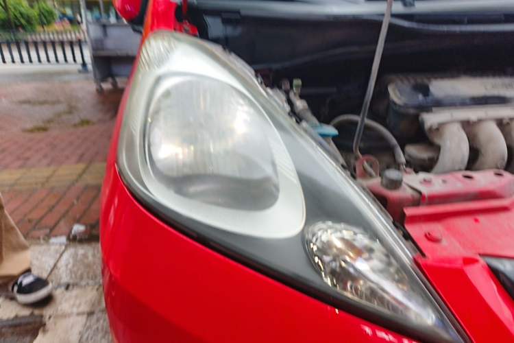 Used Honda Fit 2008 1.3L manual comfort version Right Front Headlight