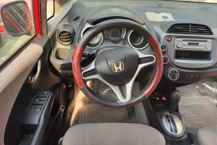 Used Honda Fit 2008 1.3L automatic comfort version Steering Wheel