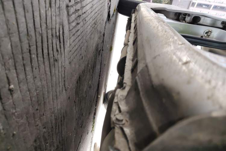 Used Honda Fit 2008 1.3L automatic comfort version Chassis Front Right