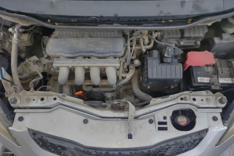 Used Honda Fit 2008 1.3L manual comfort version Engine Bay
