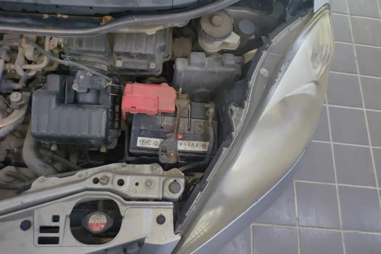 Used Honda Fit 2008 1.3L manual comfort version Engine Bay Left