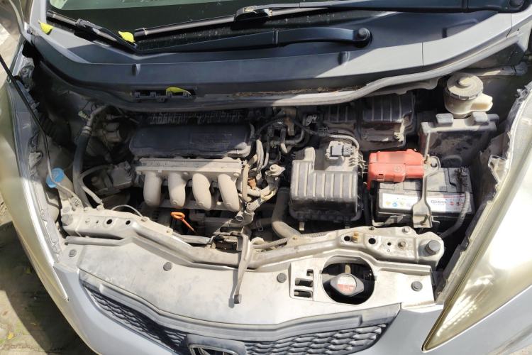 Used Honda Fit 2008 1.3L automatic comfort version Engine Bay