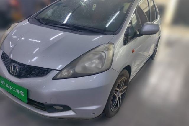 Used Honda Fit 2008 1.3L manual comfort version