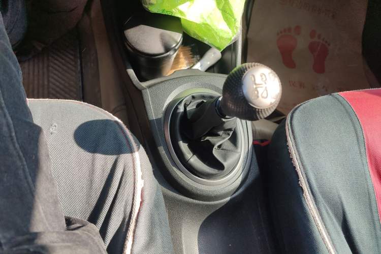 Used Honda Fit 2008 1.3L manual comfort version Gear Lever