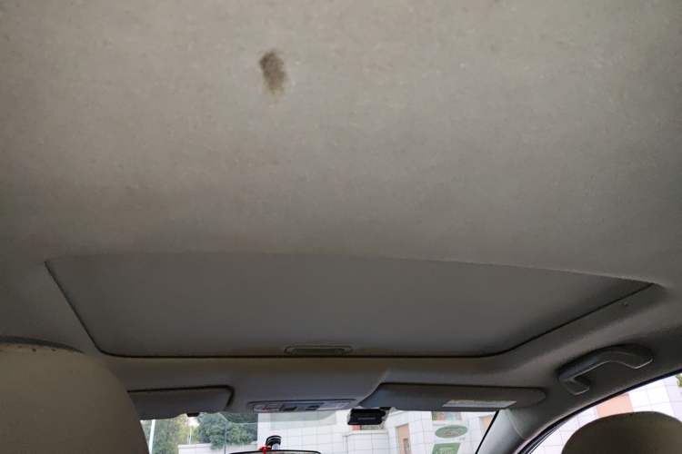 Used Honda Fit 2008 1.5L automatic luxury edition Headliner