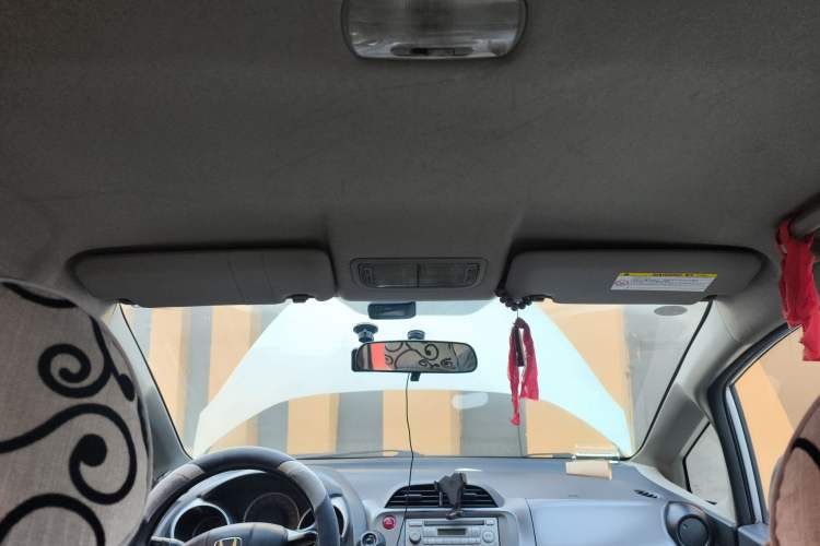 Used Honda Fit 2008 1.3L manual comfort version Headliner