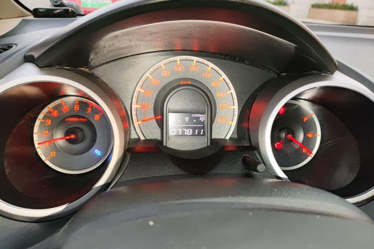 Used Honda Fit 2008 1.5L automatic luxury edition Instrument Cluster