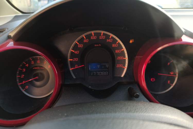 Used Honda Fit 2008 1.5L automatic luxury edition Instrument Cluster