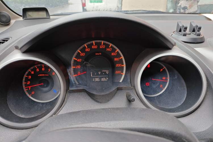 Used Honda Fit 2008 1.3L manual comfort version Instrument Cluster