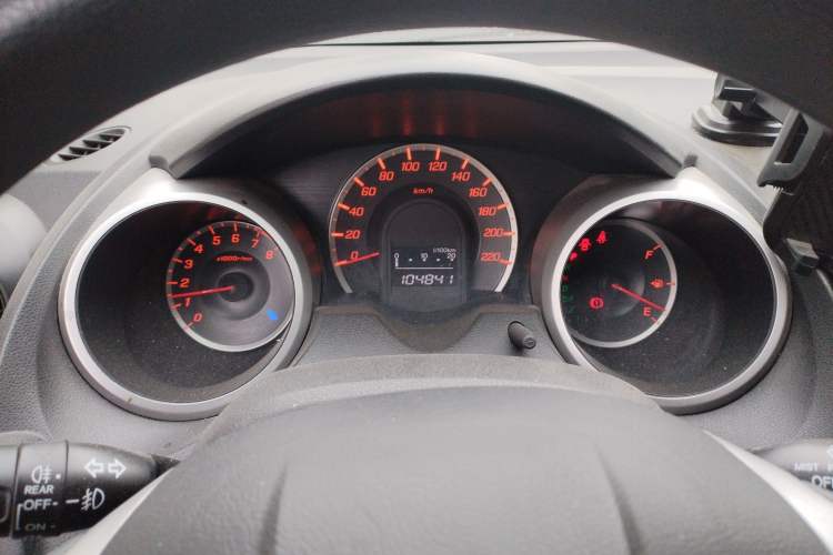 Used Honda Fit 2008 1.5L automatic luxury edition Instrument Cluster