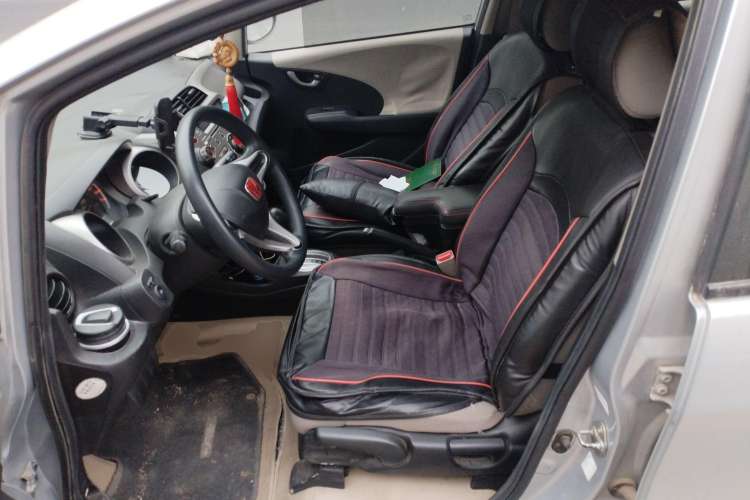 Used Honda Fit 2008 1.5L automatic luxury edition Left Front Seat