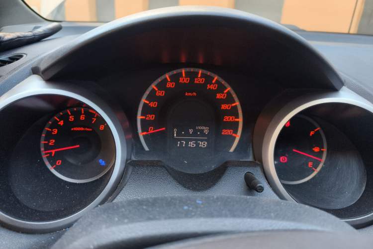 Used Honda Fit 2008 1.3L manual comfort version Odometer Close Up