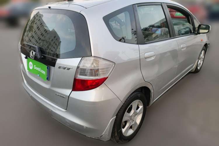 Used Honda Fit 2008 1.5L automatic luxury edition Rear Right 45 Deg