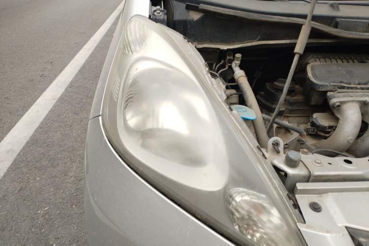 Used Honda Fit 2008 1.5L automatic luxury edition Right Front Headlight