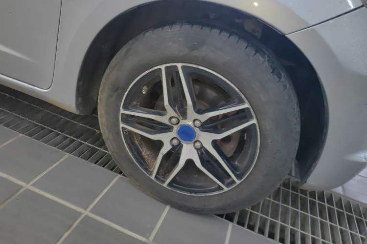 Used Honda Fit 2008 1.3L manual comfort version Right Front Wheel Hub