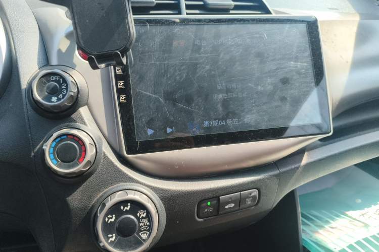 Used Honda Fit 2008 1.3L automatic comfort version Audio And AC Panel
